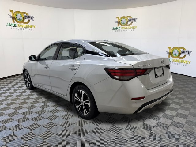 Vehicle image 7 of 27