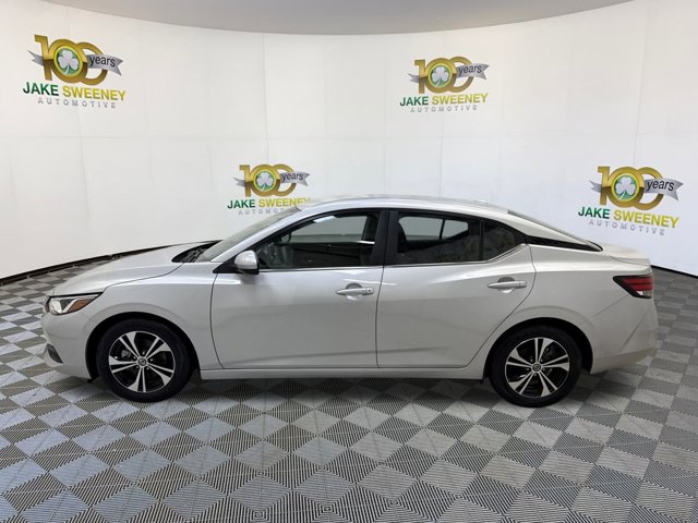 Vehicle image 8 of 27