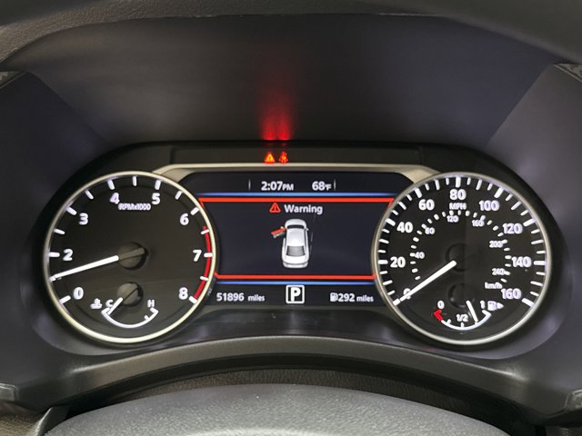 Vehicle image 19 of 27