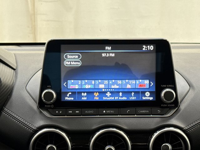 Vehicle image 23 of 27