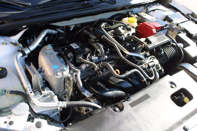 Vehicle image 46 of 48
