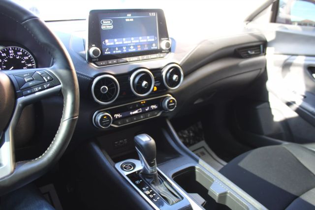 Vehicle image 18 of 48