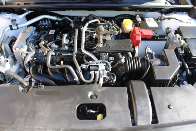 Vehicle image 44 of 48