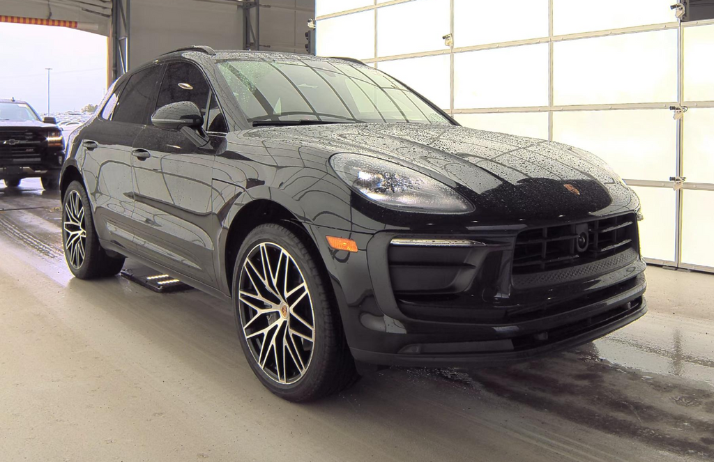 Vehicle image 2 of 25