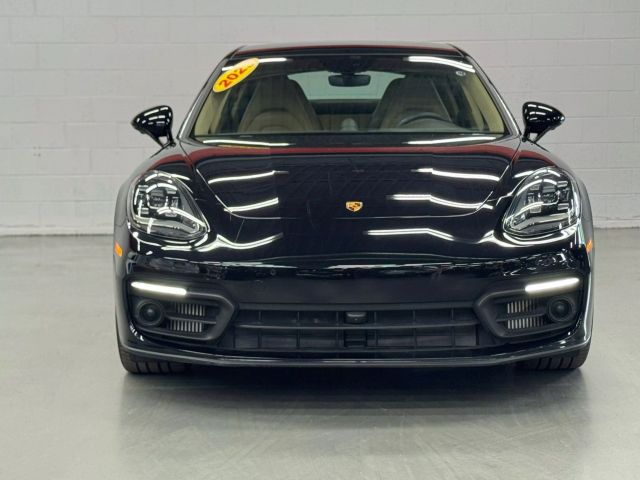 Vehicle image 4 of 62