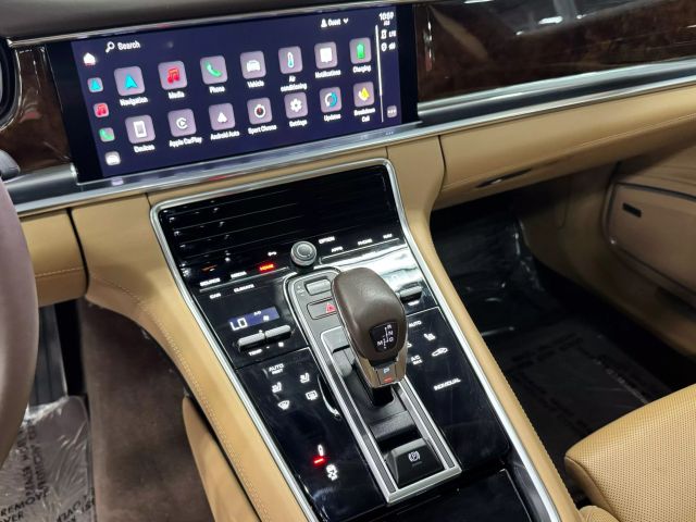 Vehicle image 41 of 62