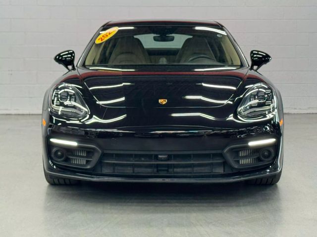 Vehicle image 5 of 62