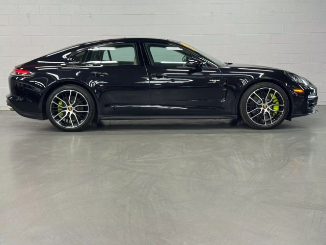 Vehicle image 8 of 62