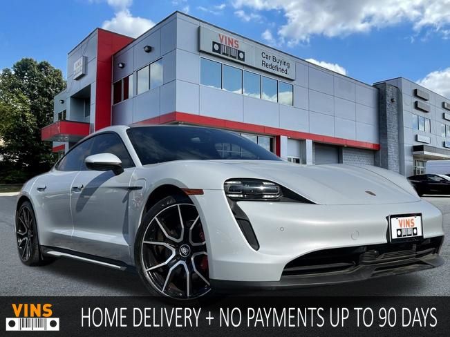 2023 Porsche Taycan 4S Image 2 of 34