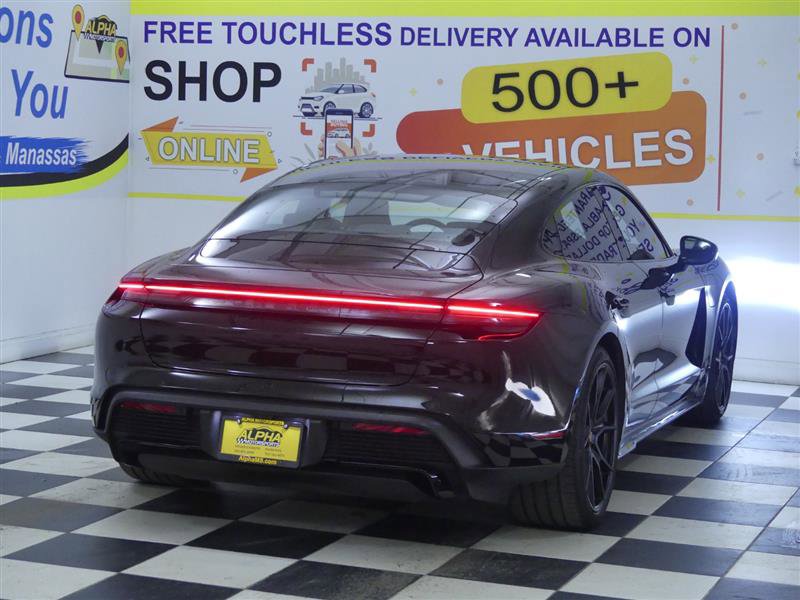 2023 Porsche Taycan GTS Image 2 of 41