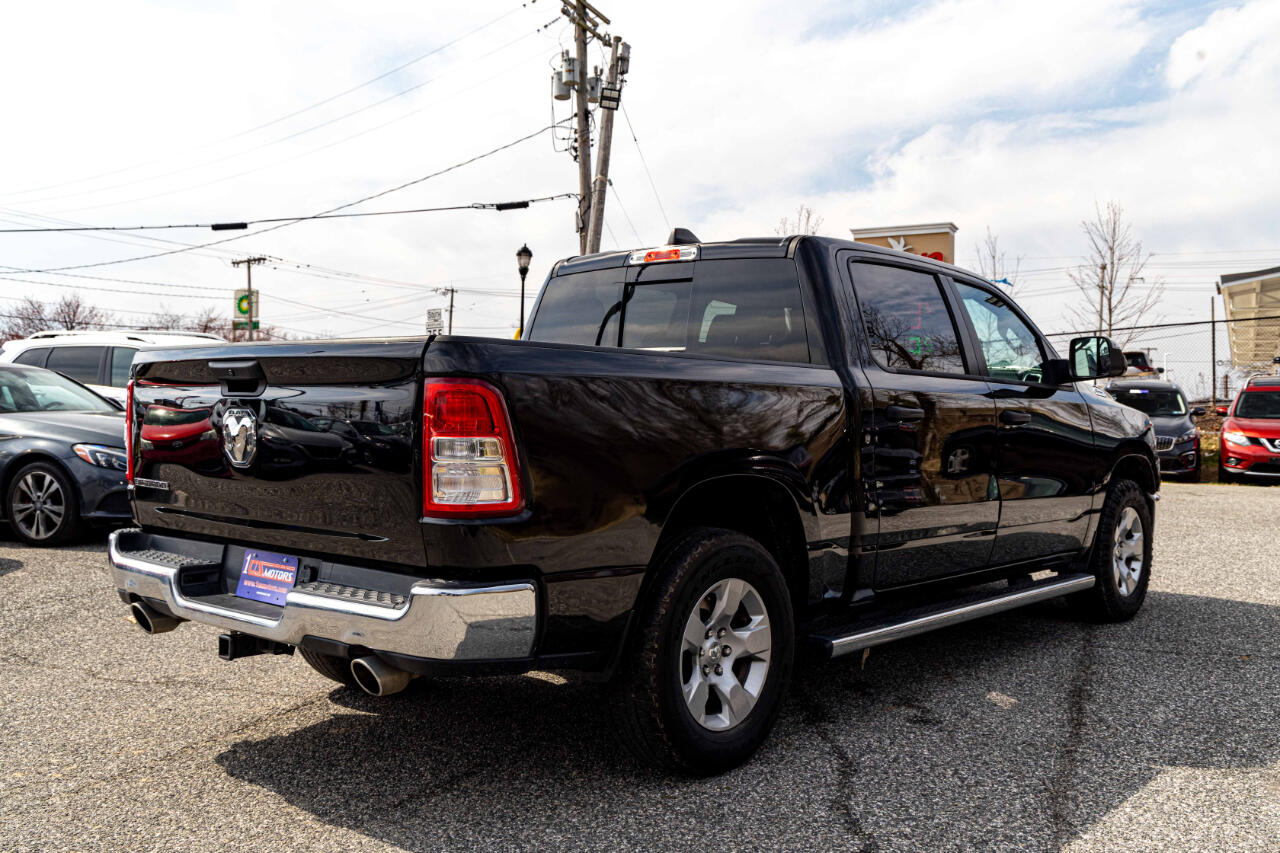 Vehicle image 5 of 24