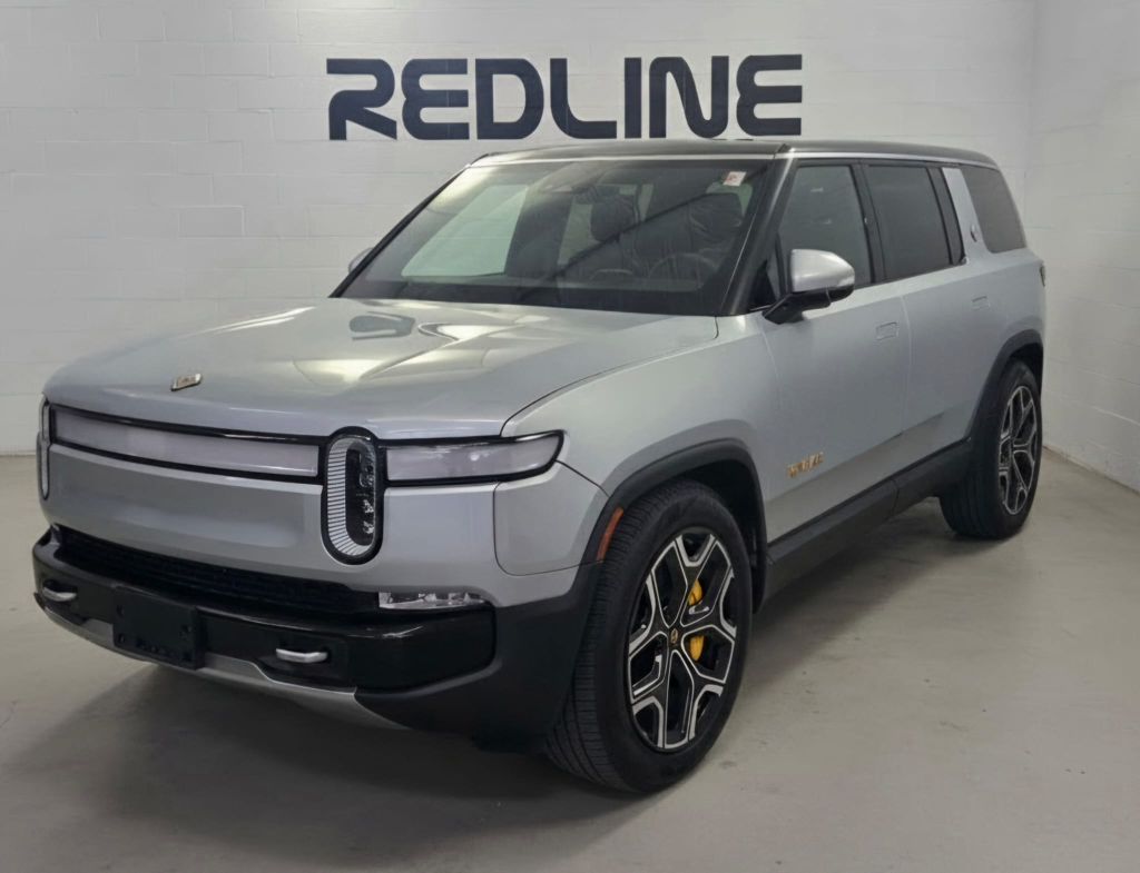2023 Rivian R1S Adventure Image 1 of 13