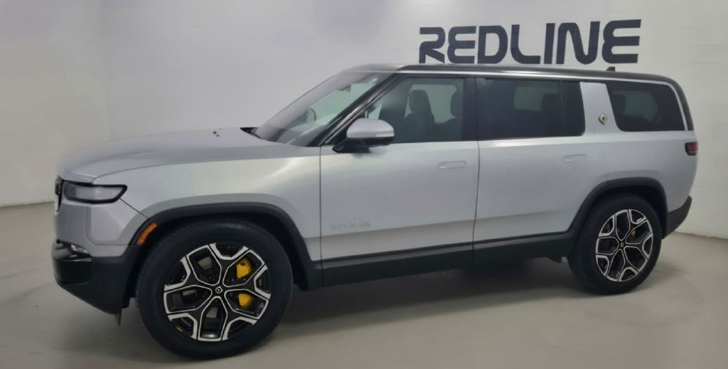 2023 Rivian R1S Adventure Image 2 of 13