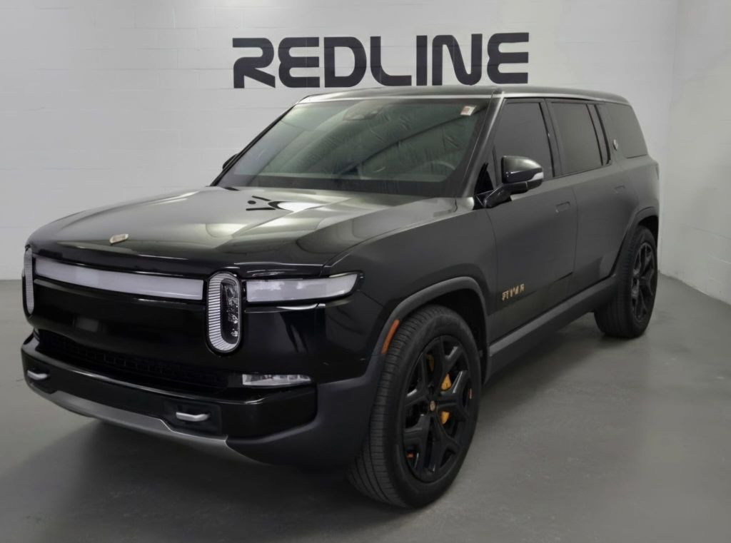2023 Rivian R1S Adventure Image 1 of 16