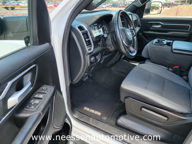 Vehicle image 12 of 37