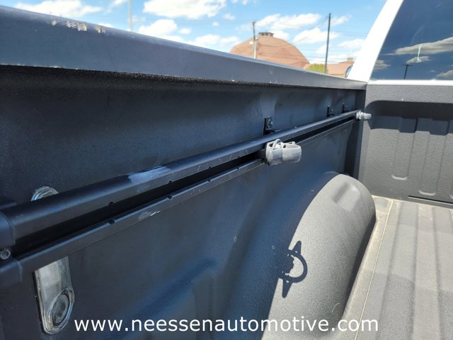 Vehicle image 34 of 37