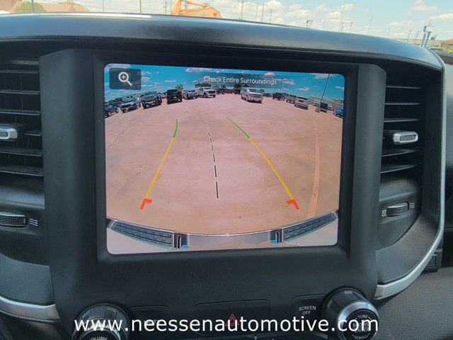Vehicle image 24 of 37