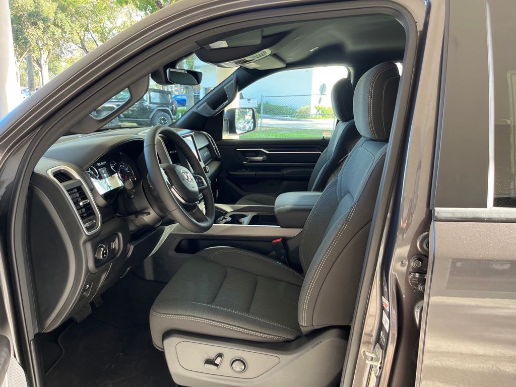 2023 Ram 1500 Big Horn Image 8 of 43