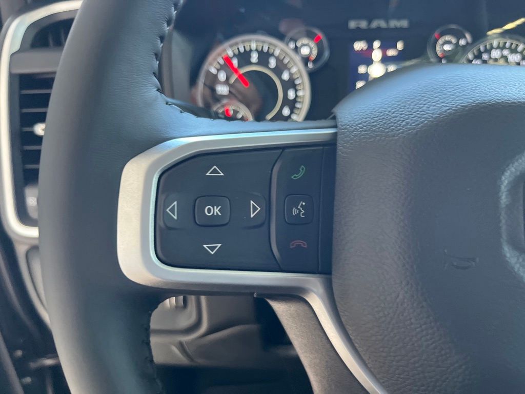 2023 Ram 1500 Big Horn Image 38 of 43
