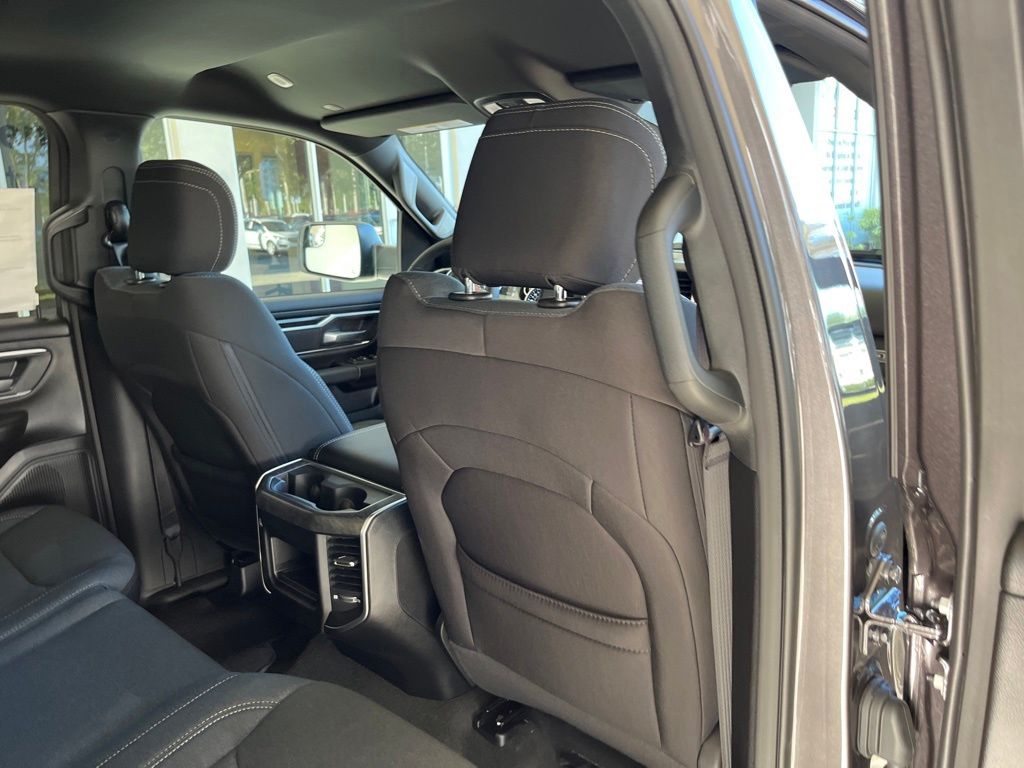 2023 Ram 1500 Big Horn Image 26 of 43