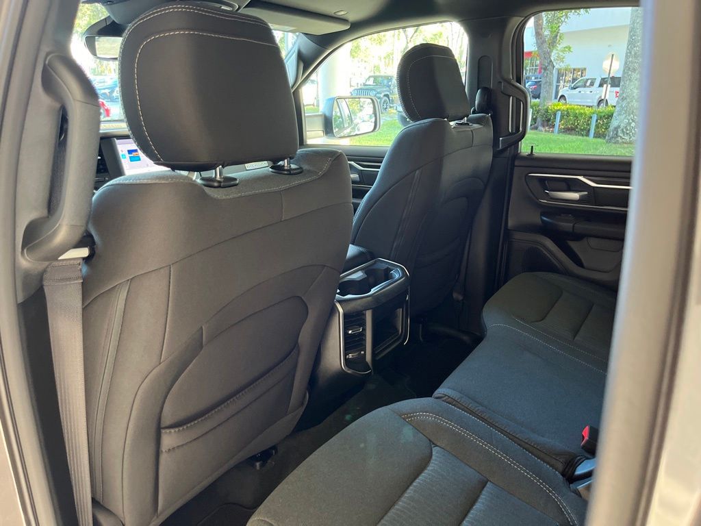 2023 Ram 1500 Big Horn Image 30 of 43