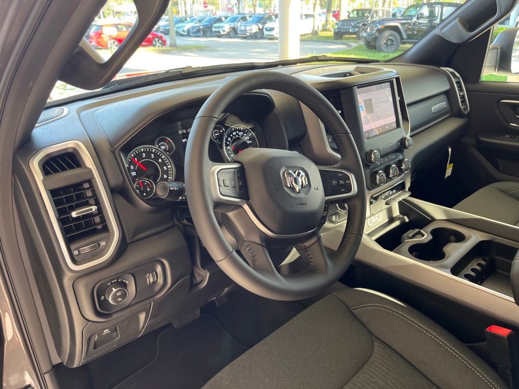 2023 Ram 1500 Big Horn Image 9 of 43