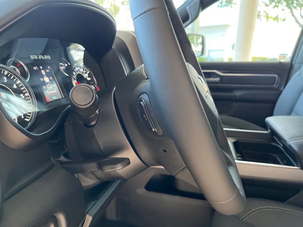 2023 Ram 1500 Big Horn Image 40 of 43