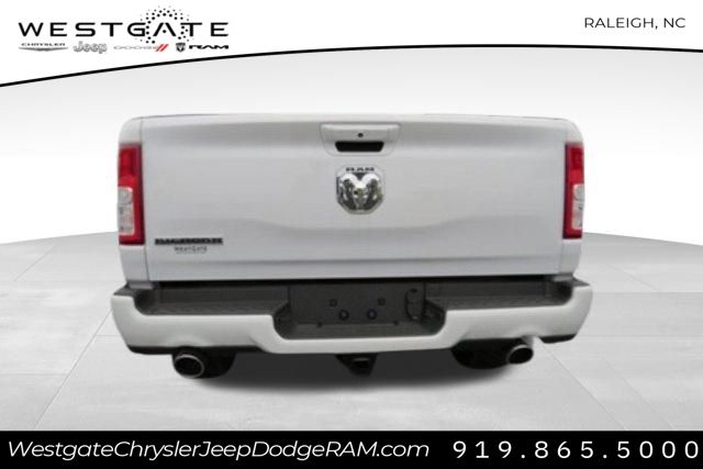 Vehicle image 3 of 29