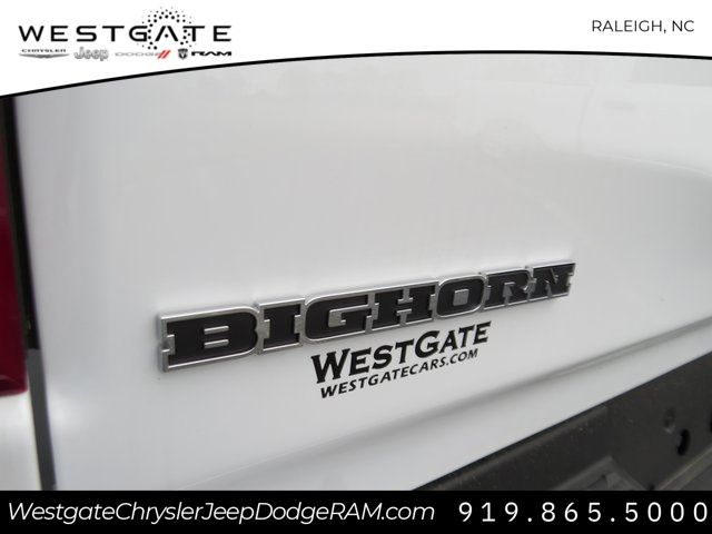 Vehicle image 14 of 29