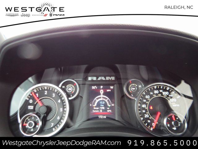 Vehicle image 23 of 29