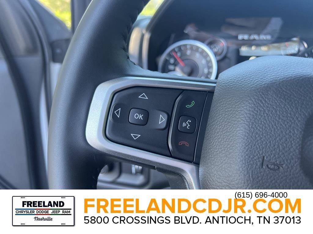 Vehicle image 9 of 23