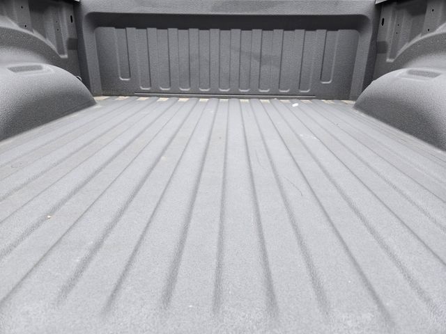 Vehicle image 12 of 34