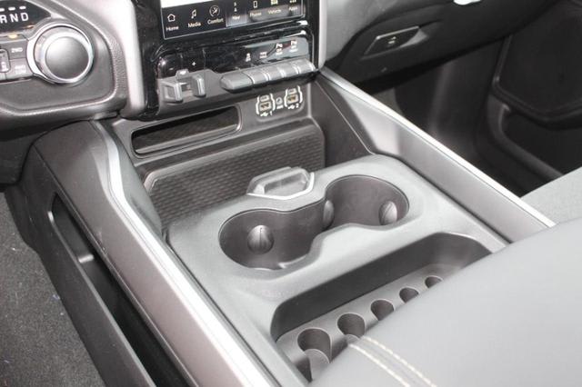 Vehicle image 12 of 23