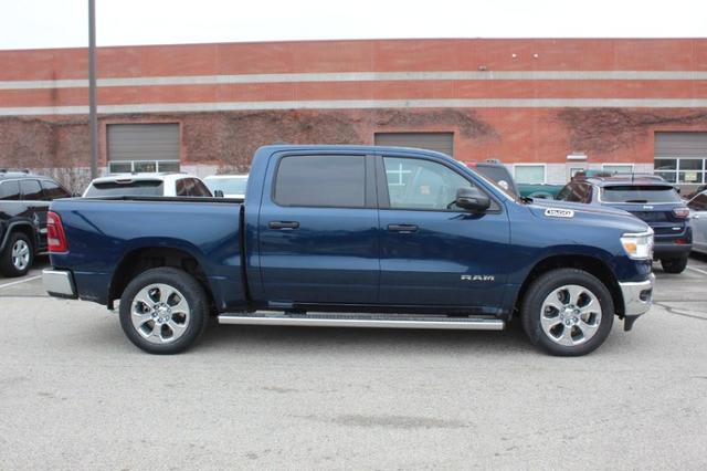 Vehicle image 2 of 23