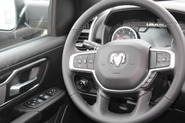 Vehicle image 6 of 23