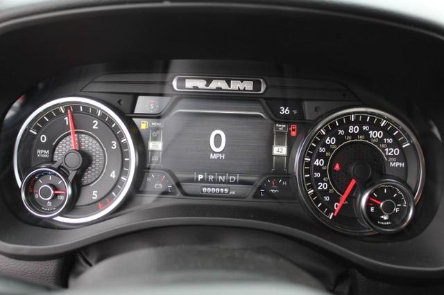 Vehicle image 14 of 23