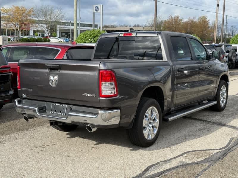 Vehicle image 3 of 24