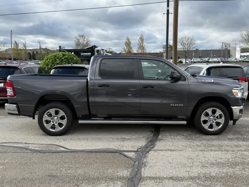 Vehicle image 2 of 24
