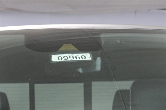Vehicle image 36 of 60