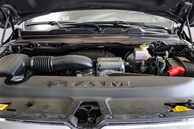Vehicle image 35 of 60