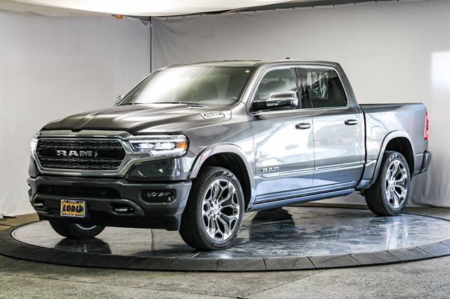 Vehicle image 2 of 60