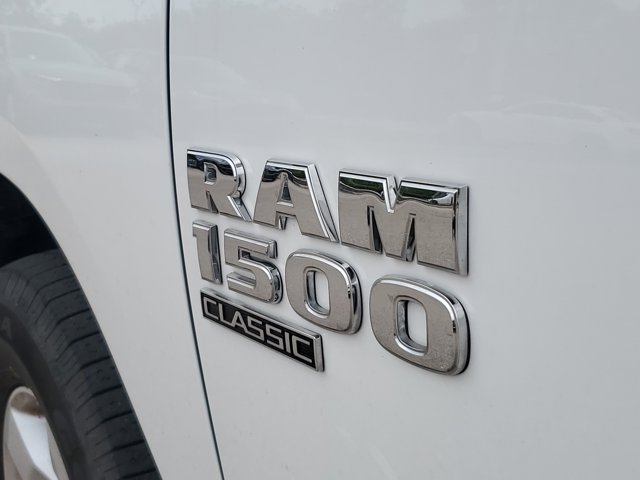 Vehicle image 11 of 31