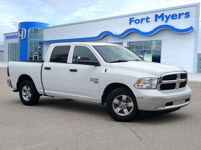 Vehicle image 4 of 31