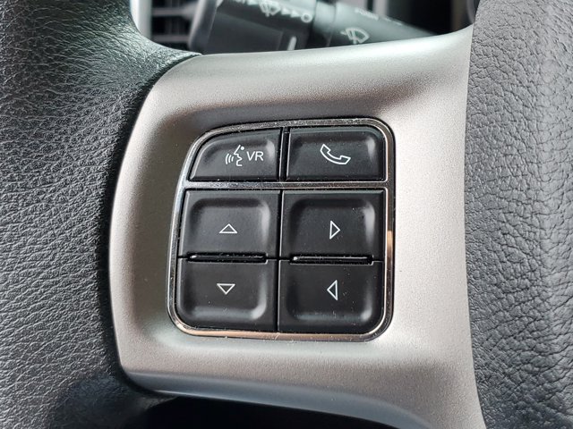 Vehicle image 24 of 31