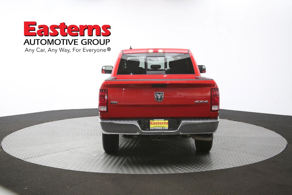 Vehicle image 27 of 62