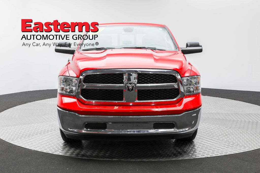 Vehicle image 9 of 62