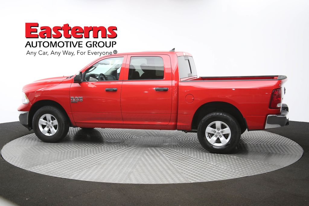Vehicle image 36 of 62