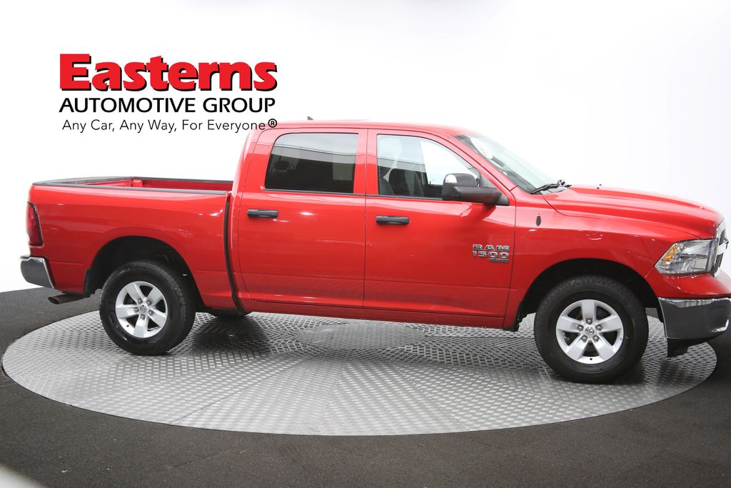 Vehicle image 15 of 62