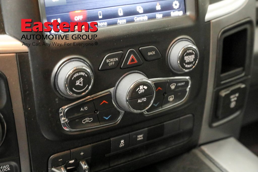 Vehicle image 49 of 62