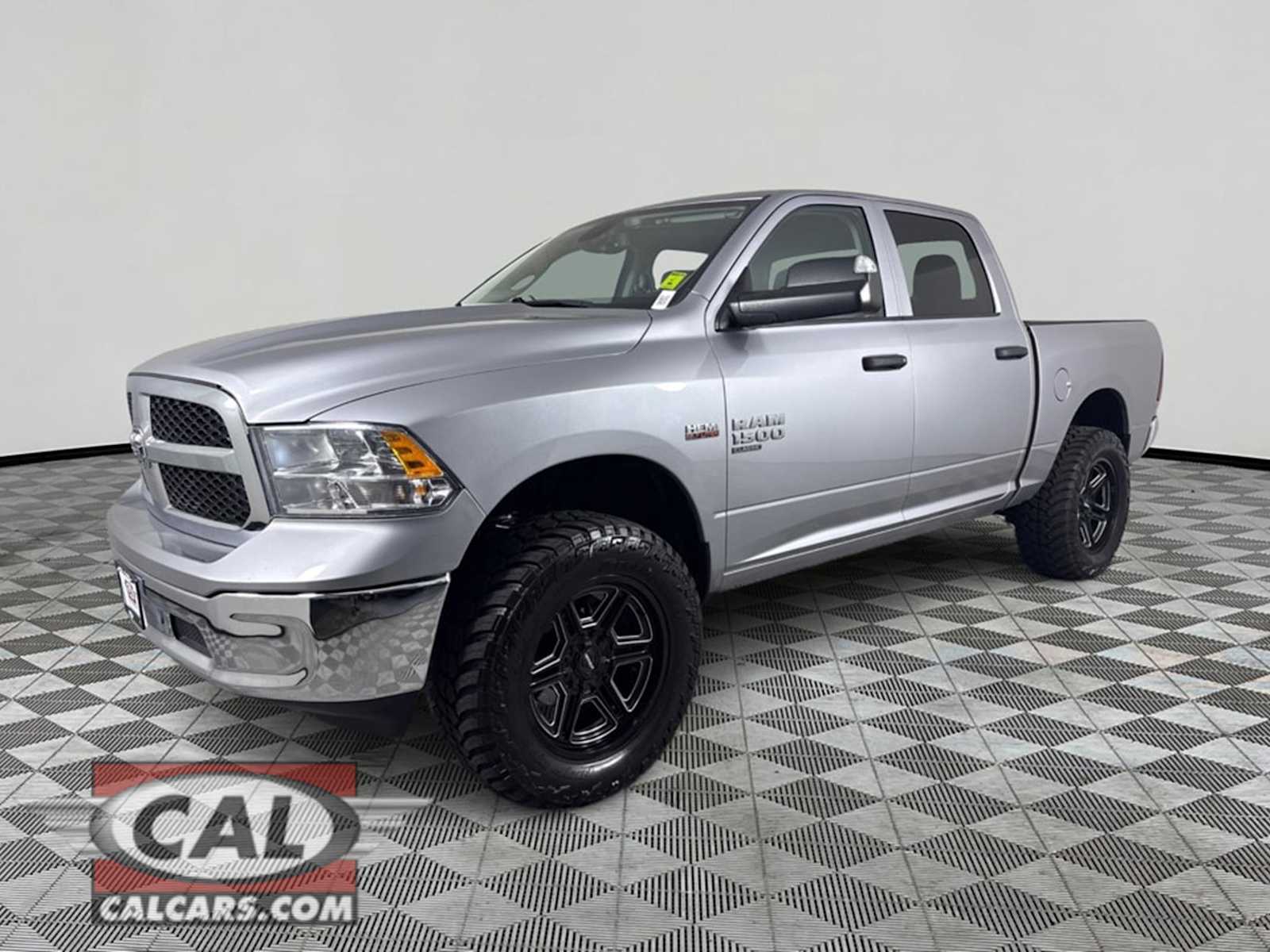 2023 Ram 1500 Classic SLT Image 1 of 24
